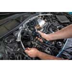 Endoskopická kamera Hazet pri použití na motore automobilu - HA264568