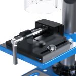 Detail zveráka stolnej vŕtačky Güde GTB 16/550 LASER na pracovnom stole – GU55219