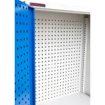 Perforovaný panel dielenskej skrine na zavesenie náradia – AH10600