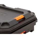 Detail hornej západky a veka kufra TACTIX LOAD UP IP65 – TC320410